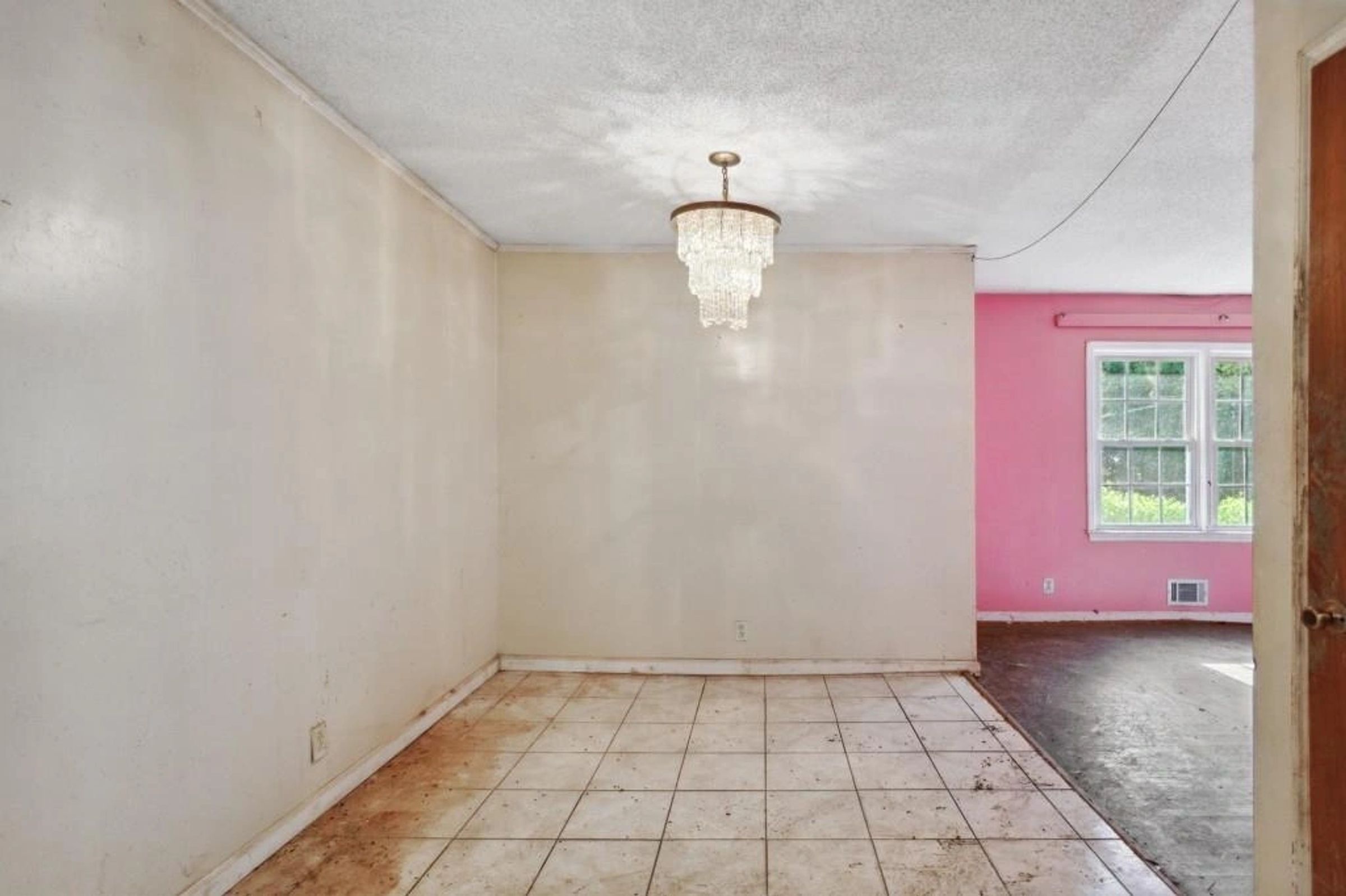 Original dining room before renovation